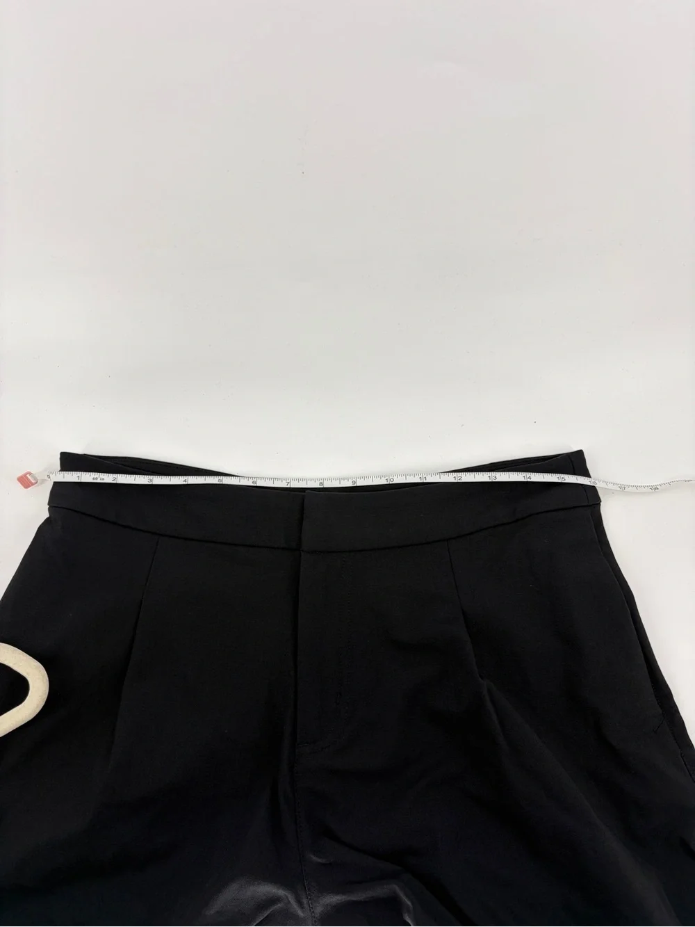 Lululemon Ankle Cuffed Pleated Trouser Rare Best fit M (10/12) see measurements